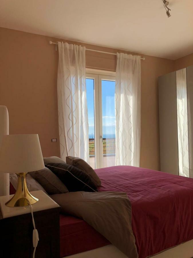 B&B Panoramica 33 Salerno Dış mekan fotoğraf