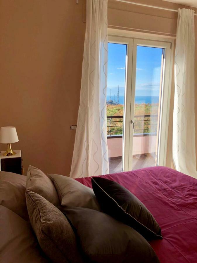 B&B Panoramica 33 Salerno Dış mekan fotoğraf